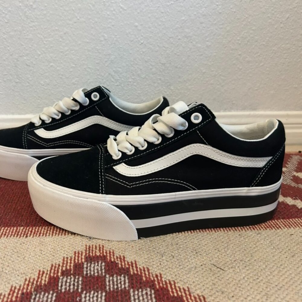 NEW Vans Platform Sneakers